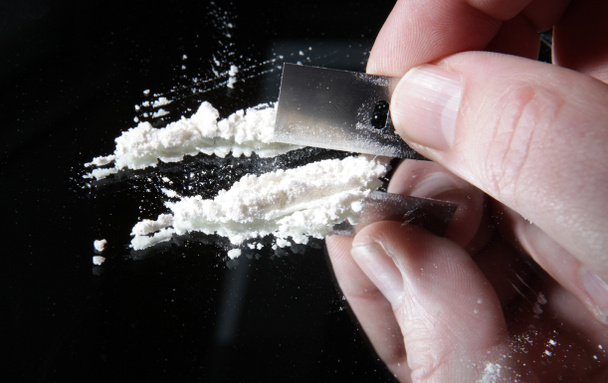 κοκαΐνη κοπή ναρκωτικά εθισμός - Φωτογραφία, εικόνα
