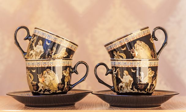 gyönyörű tea csészék és csészealjak - Fotó, kép