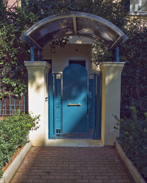 Contemporary house entrance - Photo, Image