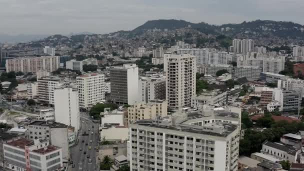 Město Rio de Janeiro, Brazílie. Severně od města Rio de Janeiro. - Záběry, video