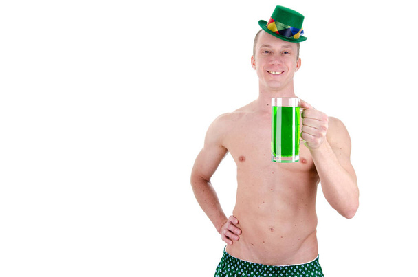 Saint Patrick s'amuse. Irlande traditionnelle. Homme drôle sexy - Photo, image