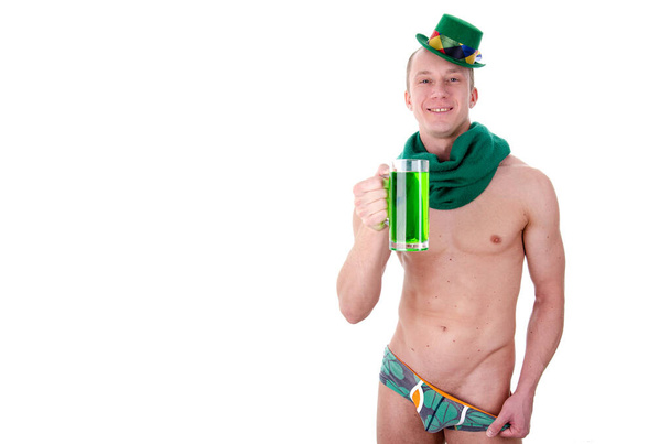Saint Patrick s'amuse. Irlande traditionnelle. Homme drôle sexy - Photo, image