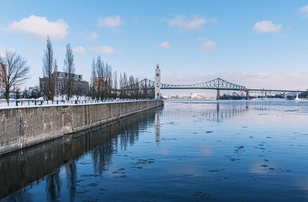 Kylmä päivä vanhassa satamassa - Montreal - Valokuva, kuva