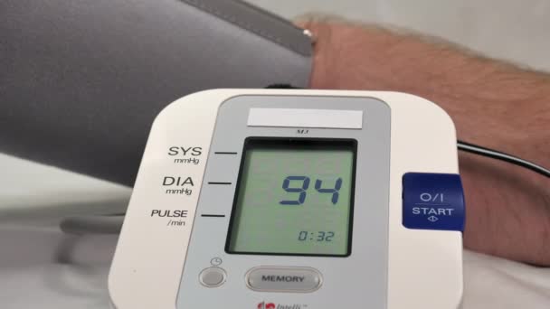 A blood pressure measurement on the monitor - Footage, Video