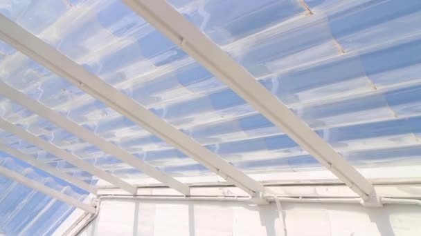 Doorschijnend dak van interieurarchitectuur, stock footage - Video