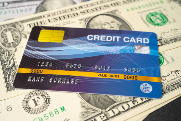Model kreditních karet pro bankovky v amerických dolarech, Vývoj financí, Bankovní účet, Statistika, Investiční analytický výzkum datové ekonomiky, Obchodování na burze, Koncepce obchodní společnosti. - Fotografie, Obrázek