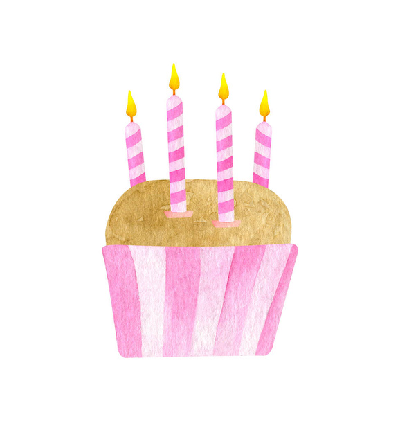 Τούρτα γενεθλίων ακουαρέλα με τέσσερα κεριά. Χέρι ζωγραφισμένο χαριτωμένο cupcake μπισκότο σε ροζ χάρτινη επένδυση. Επιδόρπιο ευνουχισμού απομονώνονται σε λευκό φόντο. Κοριτσάκι 4η τούρτα γενεθλίων για κάρτες - Φωτογραφία, εικόνα