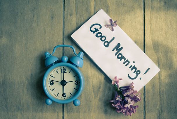 Good morning note and old-styled clock  - Foto, Bild