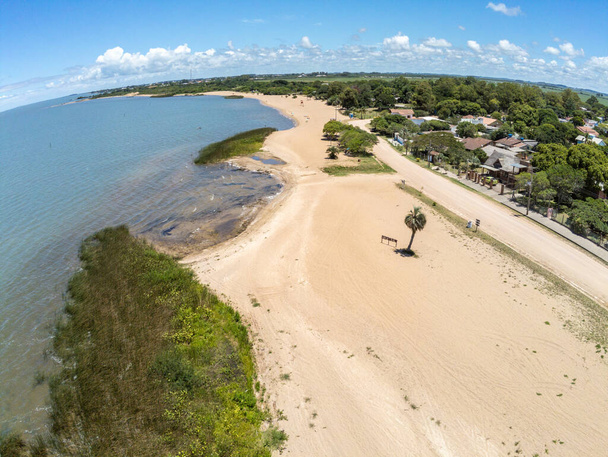 Vista aérea de uma praia no lago Lagoa do Patos, fitas, Rio Grande do Sul, Brasil - Foto, Imagem
