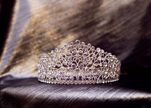 Królewski ślub luksusowy diadem z diamentami - Zdjęcie, obraz