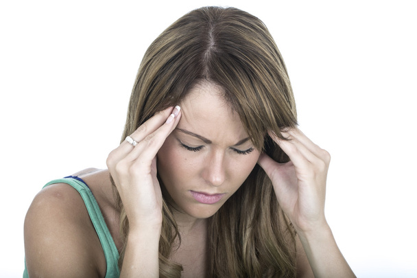 Attraente giovane donna con mal di testa
 - Foto, immagini