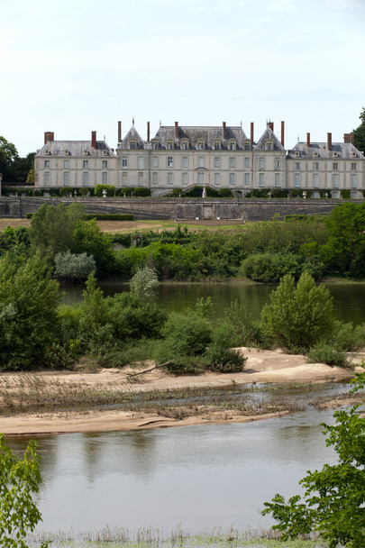 シャトー・ド・メナールはポンパドゥール夫人にゆかりのある城です。フランスのロワール渓谷 - 写真・画像