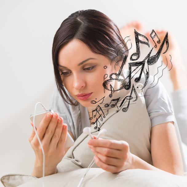 Woman listening music smartphone  - Valokuva, kuva