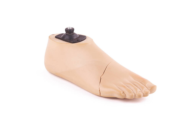 törött protézis láb elszigetelt fehér alapon - Fotó, kép