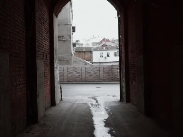 Улица в старом городе - Кадры, видео