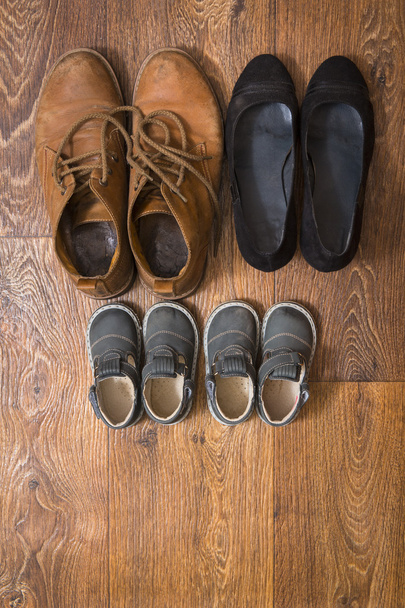 Shoes for the entire family - Foto, Imagen