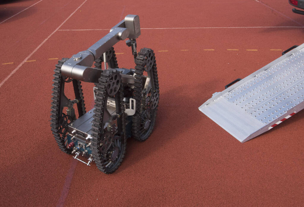 robot pro odchyt letecké bomby z druhé světové války, odminování nebo odminování - Fotografie, Obrázek