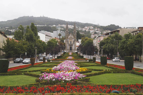 zahrada kostela Guimaraes, Portugalsko - Fotografie, Obrázek