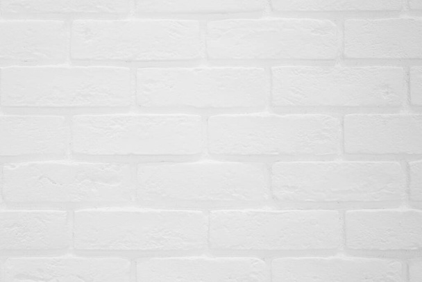 bílá dekorativní cihlová zeď se starou texturou izolované detailní záběr, starý cihlový vzor, abstraktní grunge povrch mléka, texturovaná šedá cihlová stěna close-up, hrubý šedý materiál pozadí - Fotografie, Obrázek