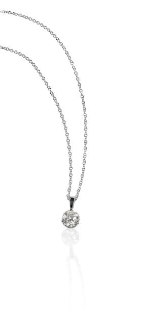 Diamond pendant nyaklánc egy lánc - Fotó, kép