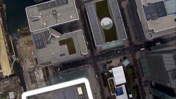 Distinctive towers of London's financial district - Záběry, video