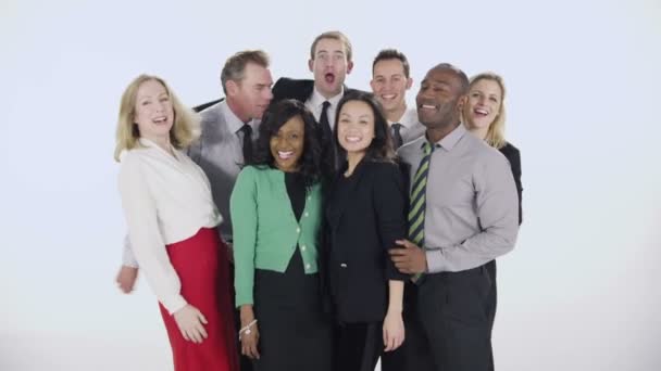 Happy επιχειρηματίες στέκονται μαζί - Πλάνα, βίντεο