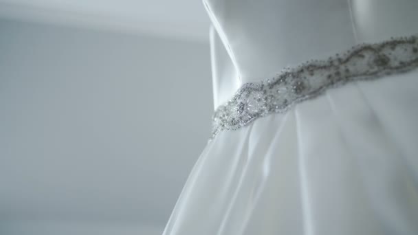 Hermoso detalle vestido de novia blanco. - Imágenes, Vídeo