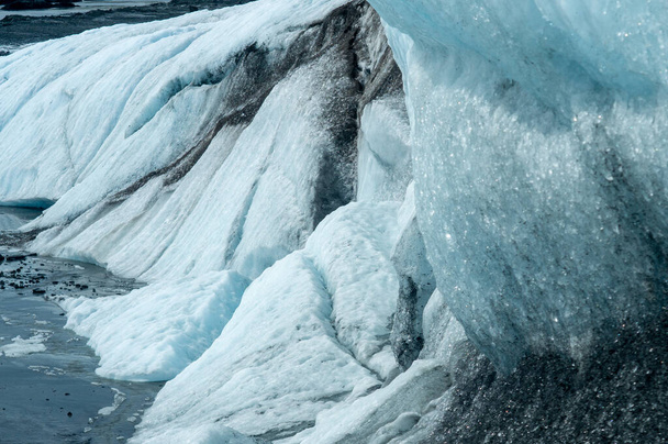 Alaska 'daki buzullar eriyor - Fotoğraf, Görsel