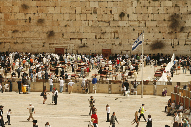 δυτικό τοίχο κατά τη διάρκεια των διακοπών του Πάσχα στην Ιερουσαλήμ, Ισραήλ. - Φωτογραφία, εικόνα