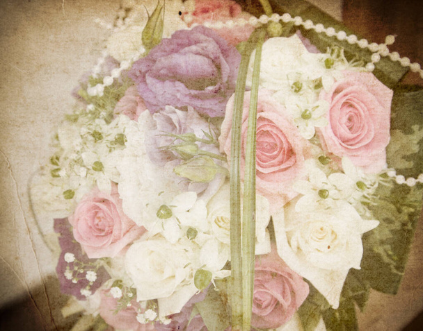 beau fond vintage avec bouquet de roses - Photo, image