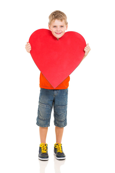 little boy showing red heart symbol - Zdjęcie, obraz