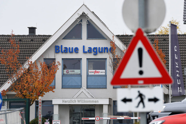 Európa legnagyobb előre gyártott házközpontja, a Blaue Lagune Bécsben, Ausztriában, Európában - Fotó, kép