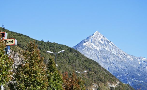 Camino al Tirol
 - Foto, Imagen