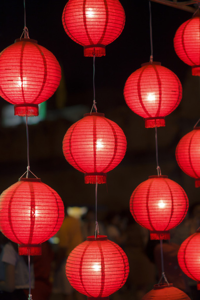 Lanterne cinesi in strada nel centro
 - Foto, immagini