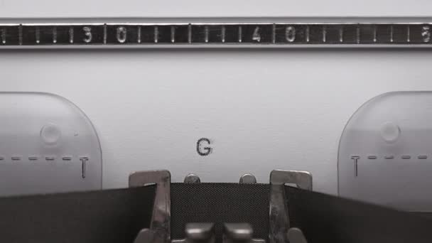 Digitação de texto na máquina de escrever - Filmagem, Vídeo