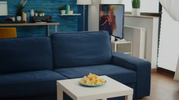 Modern living room with nobody in with blue furniture - Footage, Video
