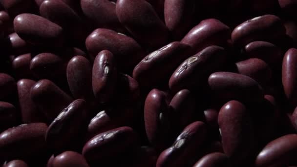 Červené fazole se otáčí s intimním světlem - Záběry, video
