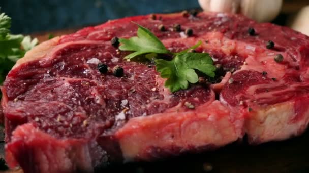 Vieilli cru wagyu entrecote steak de boeuf - Séquence, vidéo
