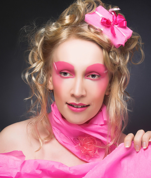 Woman in pink. - Fotoğraf, Görsel