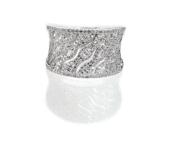 διαμάντι δαχτυλίδι επέτειο γάμου επιστρωμένος συμπλοκή - Φωτογραφία, εικόνα