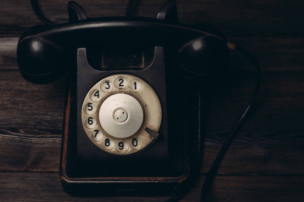 черный ретро телефон технологии связи классический стиль - Фото, изображение