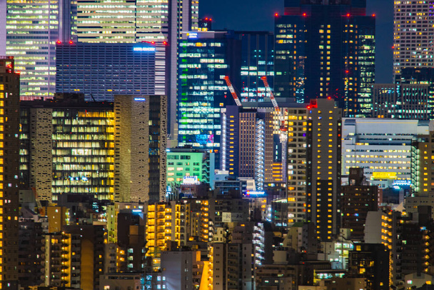 Shinjuku 's nachts (genomen uit Bunkyo Civic Center) - Foto, afbeelding