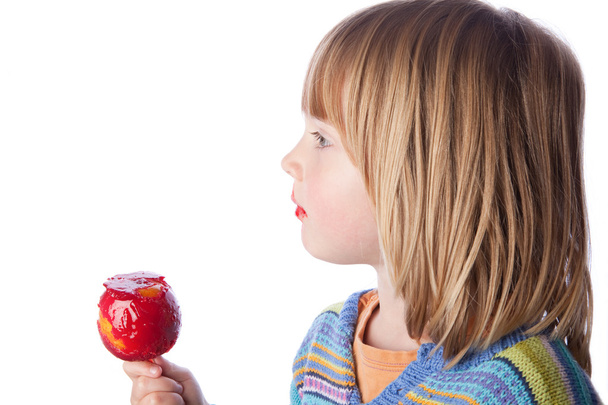 Toffee mela bambino mangiare dolci
 - Foto, immagini