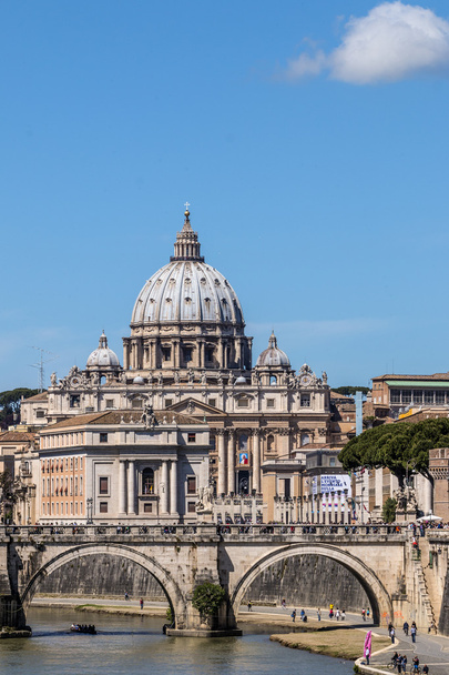 St. Peter's from the Tiber - Photo, Image