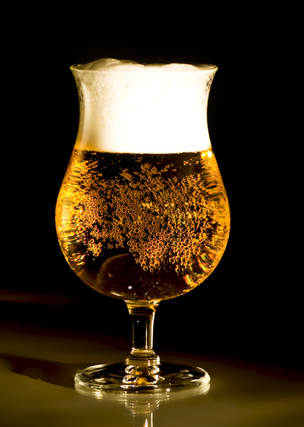 Golden beer and golden light - Valokuva, kuva
