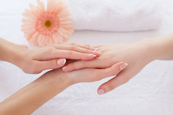 Massage therapist massaging hands - Φωτογραφία, εικόνα