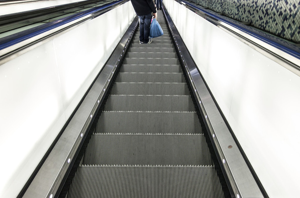 эскалаторы
 - Фото, изображение