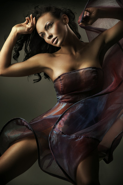 Romantic style photo of a beautiful brunette - Valokuva, kuva