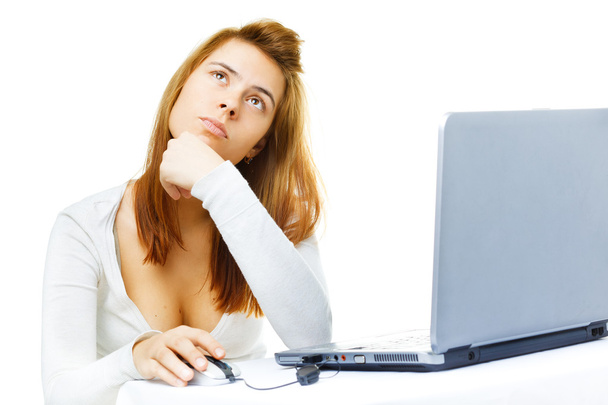 Бизнес-леди за белым разочаровалась в своем компьютере
 - Фото, изображение