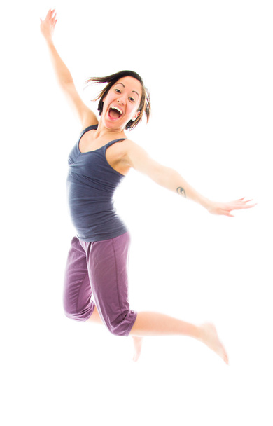 Nainen hyppää ilmassa
 - Valokuva, kuva